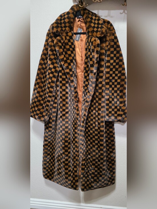 PrettyLittleThing Jackets & Blazers - PrettyLittleThing Brown and Black Checkerboard Teddy Coat